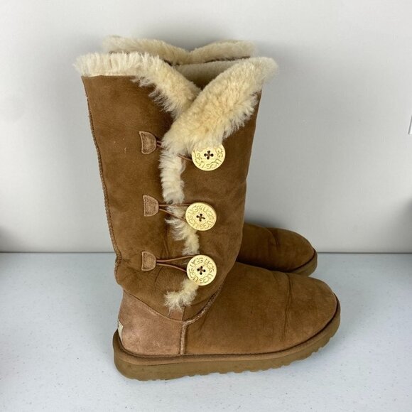 UGG Tall Bailey Sheepskin Boots Three Button Triplet Chestnut Brown Womens 7 - Picture 1 of 7